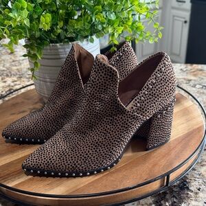 Gianni Bini Brown and Black Heeled Boots